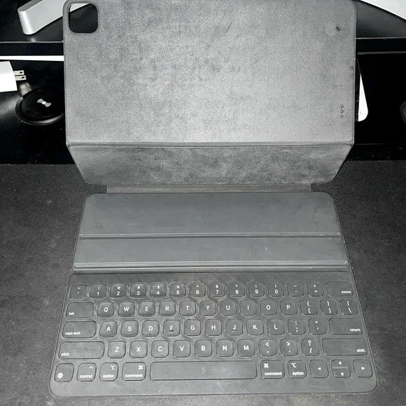 Apple Keyboard Folio case for iPad Pro 12.9