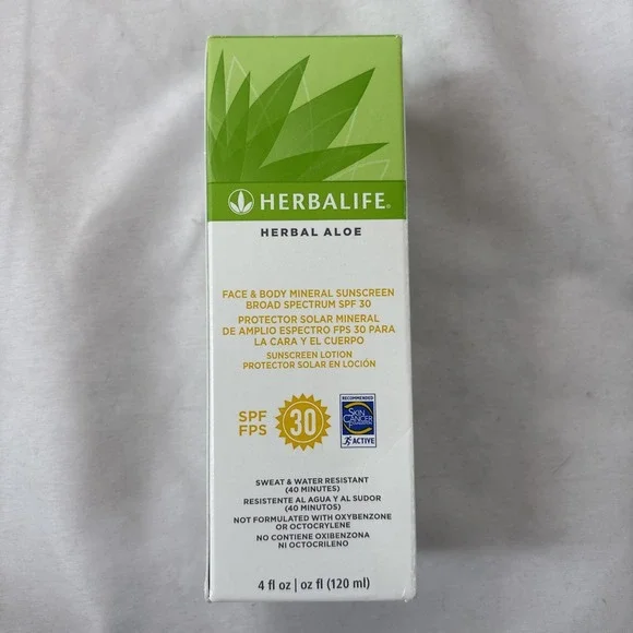 Herbalife Herbal Aloe Face & Body‎ Mineral Sunscreen SPF 30 4oz. SEALED
