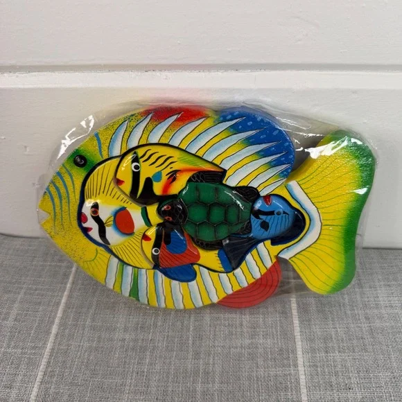 Painted Wood Fish Shape Puzzle Colorful 5‎ Pieces Ocean Nautical Made in India