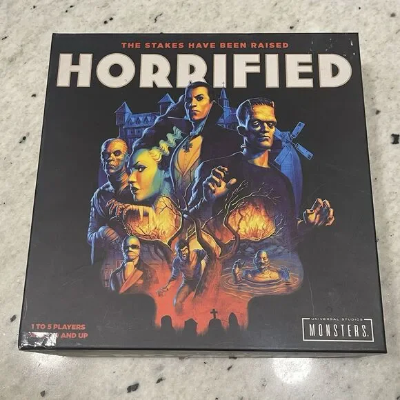 Ravensburger 60001836 Horrified Universal Monsters Board Game - Complete