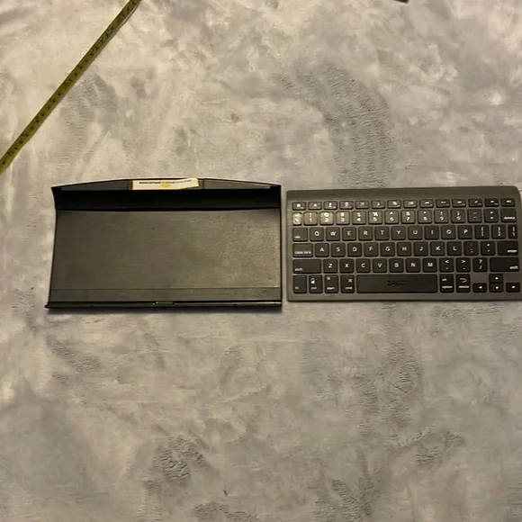 Zagg universal bluetooth keyboard. Tablet NOT INCLUDED