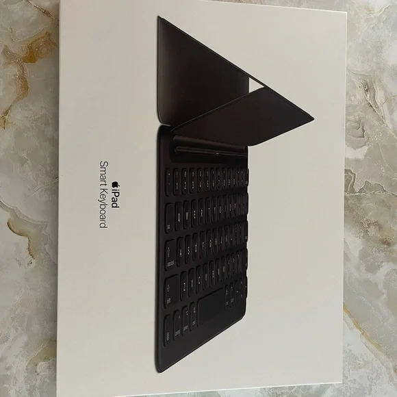 Apple - Smart Keyboard: iPad