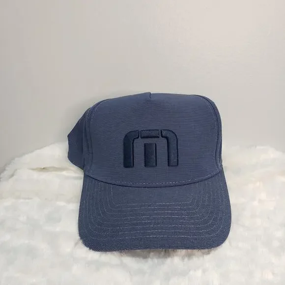 TravisMathew Blue Adjustable Snapback Hat Golf Casual EUC