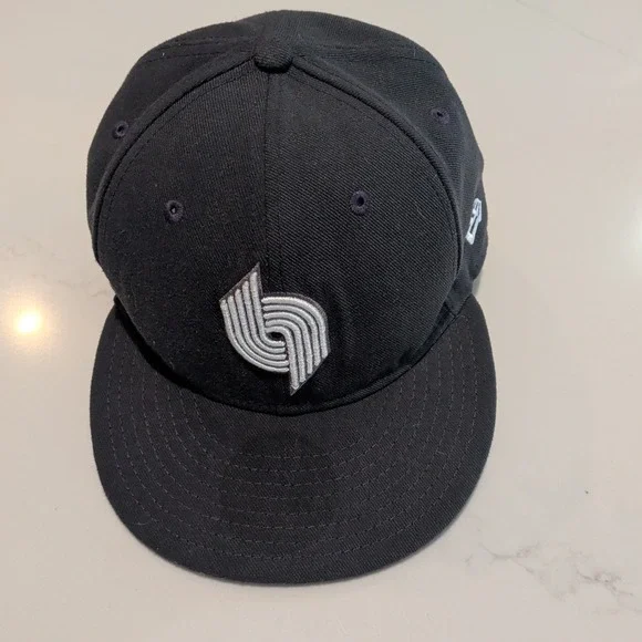 Portland Trail Blazers NBA Black New Era 59Fifty Cap Hat Size 7 1/4