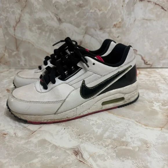 Kids‎ Nike Air Max Tennis Shoes size 4Y