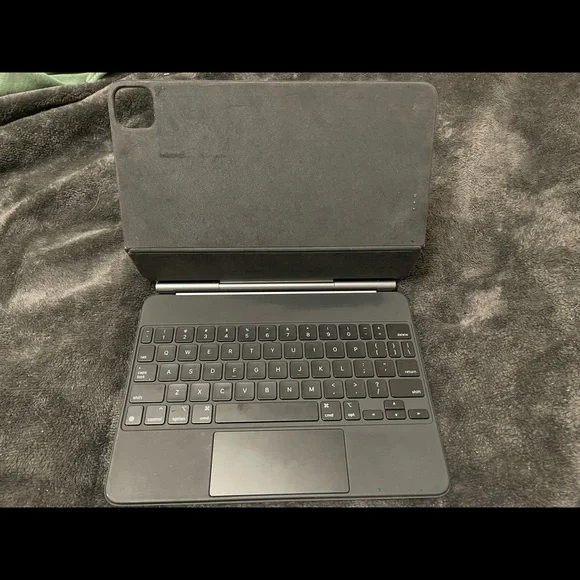 Apple iPad Pro Magic Keyboard