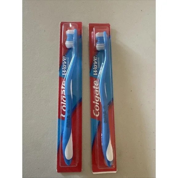 VTG Colgate WAVE 54 Toothbrush Full Head Soft Twisted Scrubbing 2006