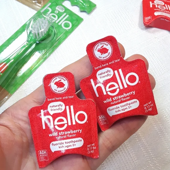 Kids Hello Toothbrush Kids Natural Toothpaste Gifts Bundle Soft Toothbrush Tools