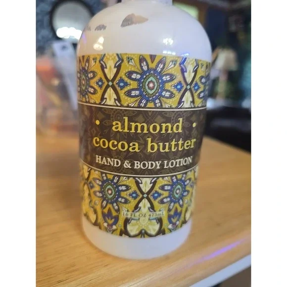 Greenwich Bay 16oz Lotion, Almond & Cocoa Butter (R2X001)