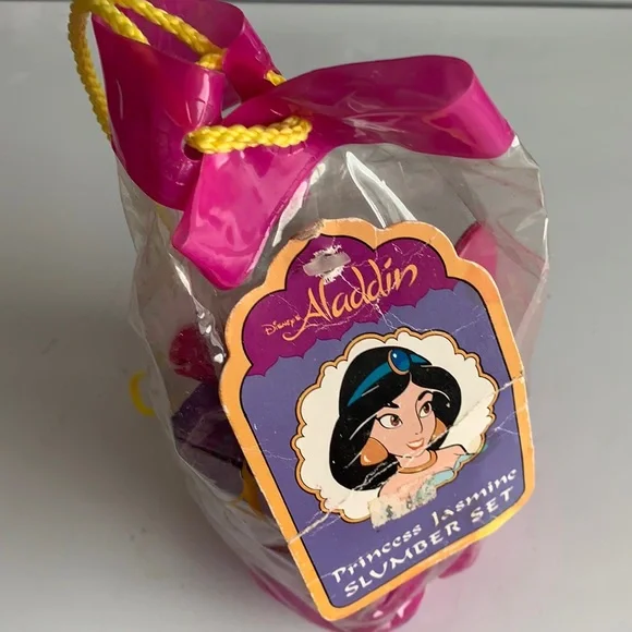 Disney Aladdin Princess Jasmin Slumber Kit brand new
