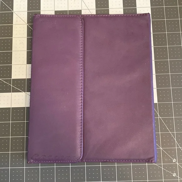 iPad Case with Bluetooth Keyboard