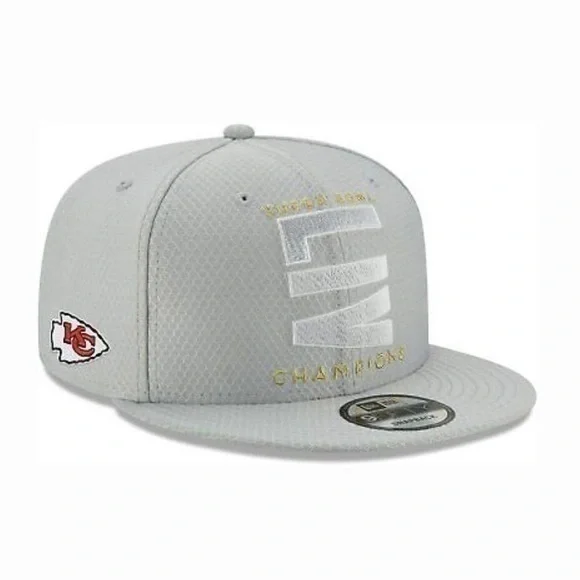 NWT. KANSAS CITY CHIEFS New Era 9FIFTY Snapback Super Bowl
