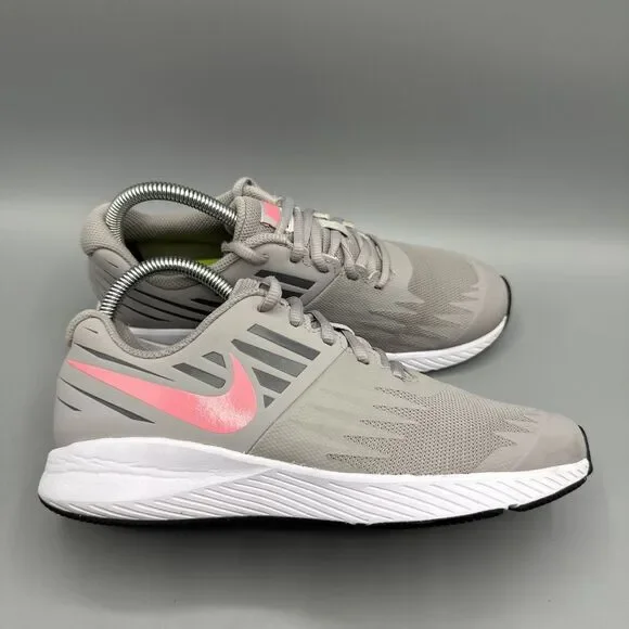 Nike Star Runner Atmosphere Sneaker Gray Pink Stripe Size 5.5Y