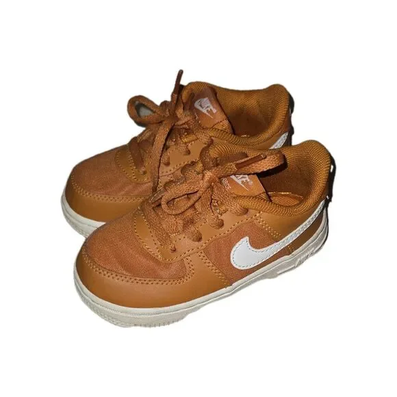 Nike Toddler Sneaker US 7C Brown/White Low Top Lace-Up DX1886-800