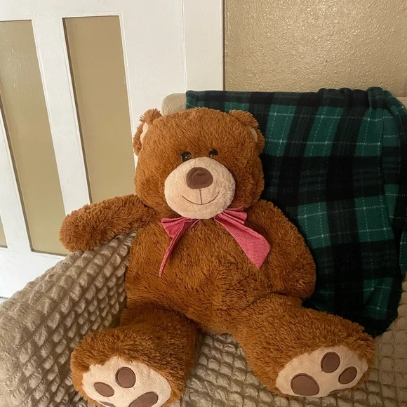 Brown Teddy Bear with Pink Bow perfect condition