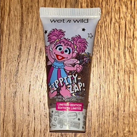 Sesame Street Limited Edition Wet n Wild Glitter Gel NWT
