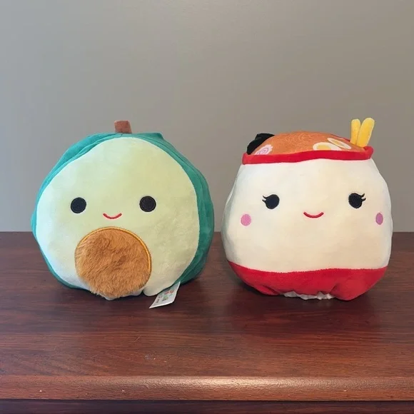 Squishmallows Flip A Mallows bundle of 2 - sushi and avocado