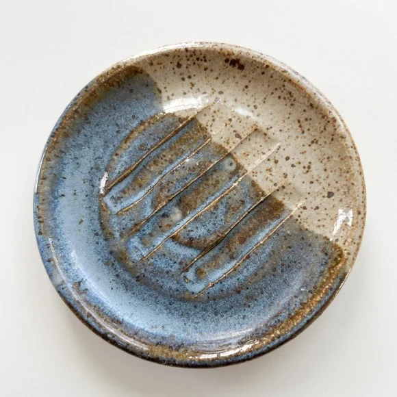 Handmade‎ Stoneware Glazed Pottery Round Soap Dish Signed Blue Cream 4.5