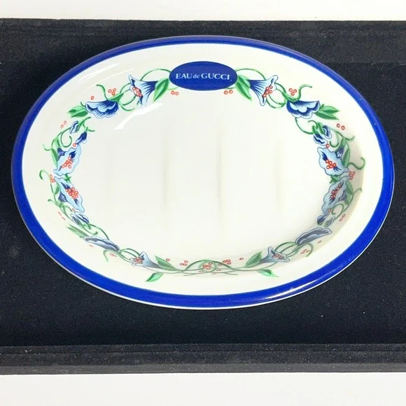 Vintage Eau de Gucci Floral Porcelain Soap Dish Blue Collectible Bath Luxe