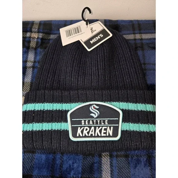 Seattle Kraken NHL Mens Navy/Teal Striped Cuffed Beanie Hat