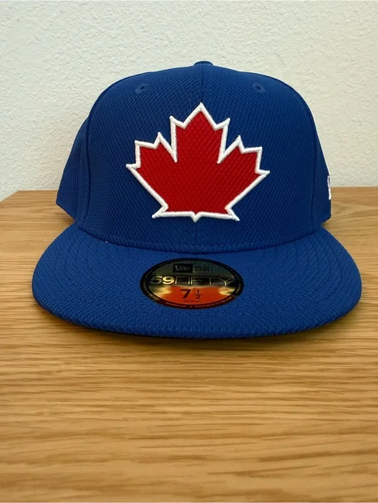NWT New Era Toronto Bluejays Hat Size 7.5