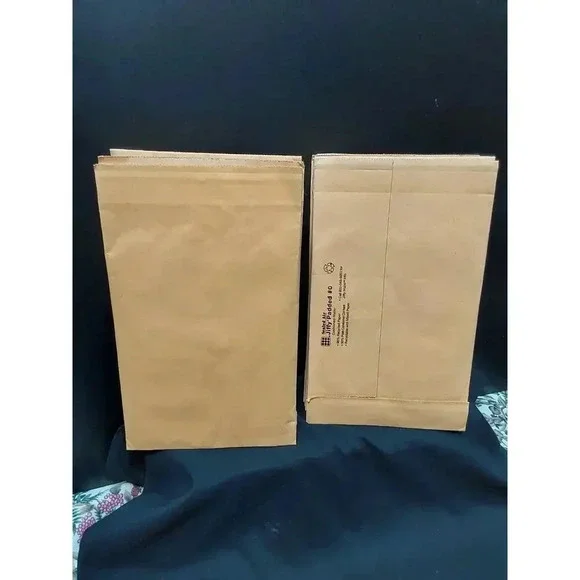 12 Jiffy Padded #0 Cushioned Mailer 6