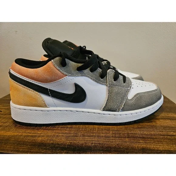Nike‎ Air Jordan 1 Low Flight Club Magic Ember DX4374-008 GS Size 7Y Womens 8.5