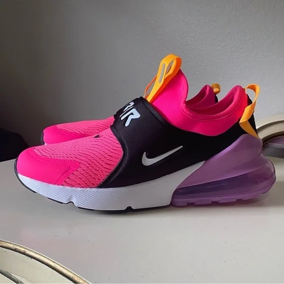 Nike Kids Sneakers in Pink and Black