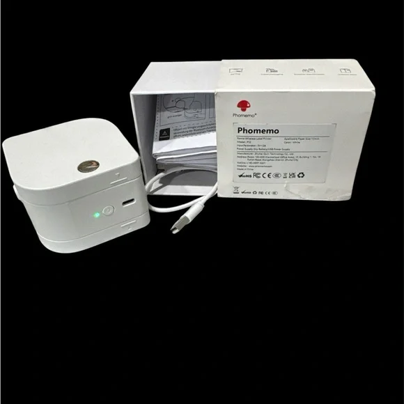 Phomemo White Wireless Label Printer