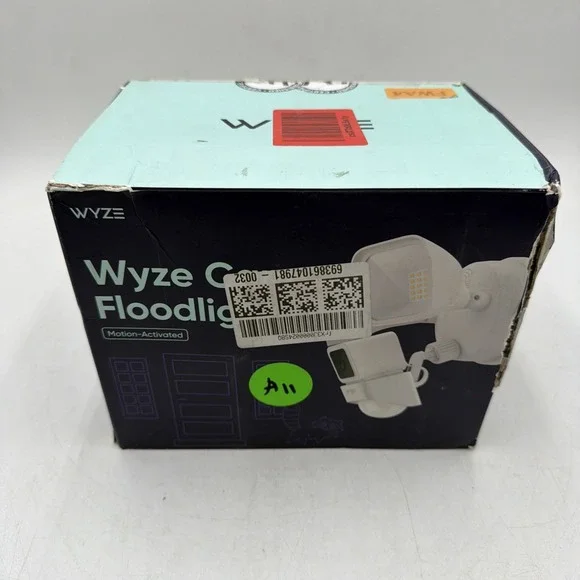 Wyze Cam Floodlight v3 1080p HD IP65 WiFi Smart Cam 2600 Lumen Motion-Activated