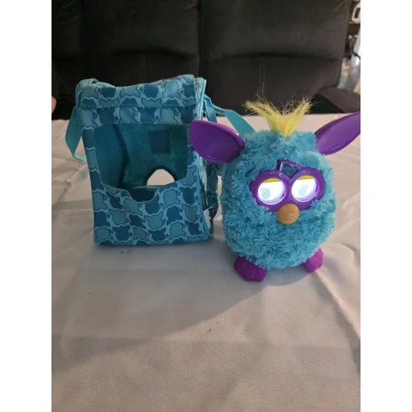 2012 Furby Lagoon Teal Purple - 2nd Gen - Mind Of Its Own‎