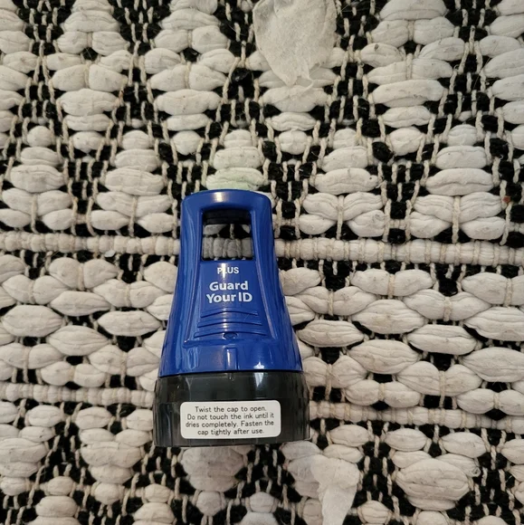 Guard Your ID roller stamp