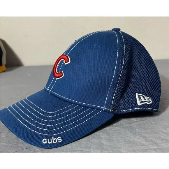 Chicago Cubs Baseball Cap New Era Fitted Hat Size M/L Blue Mesh MLB Genuine