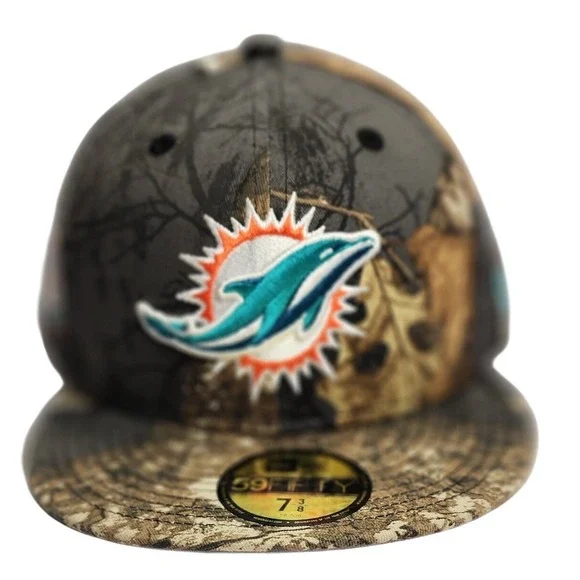 New Era 59FIFTY Miami Dolphins Realtree Camo Hat 7 3/8 Silver Season Patch NFL