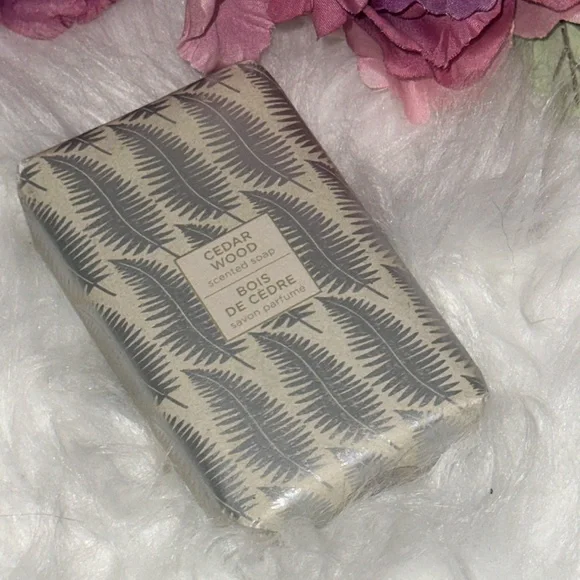 FRINGE Cedarwood Luxury Triple Milled Luxury Soap Cedar Wood Scent NEW