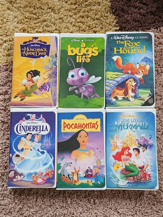 Bundle Walt Disney VHS Classic And Materpiece Movies LOT of 6