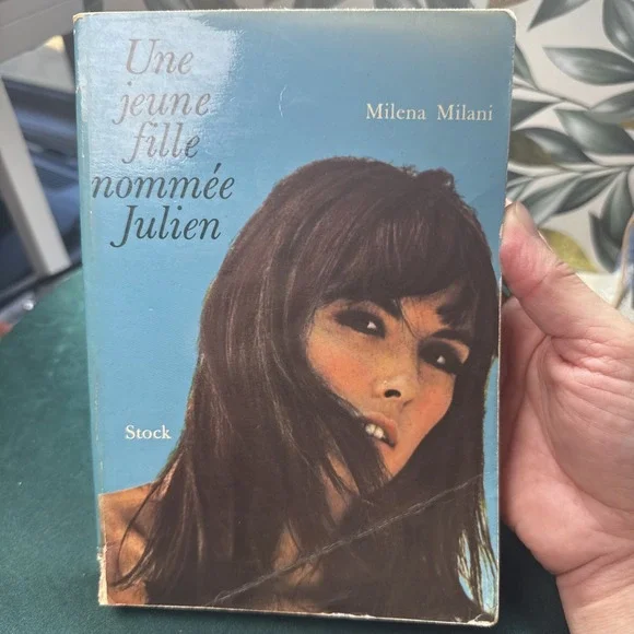 Vintage French Book Collectible‎ Literature Paris Language Decor