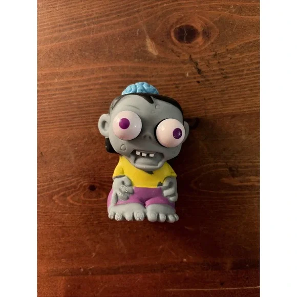 iPop Zombie Squishy Rubber Toy‎