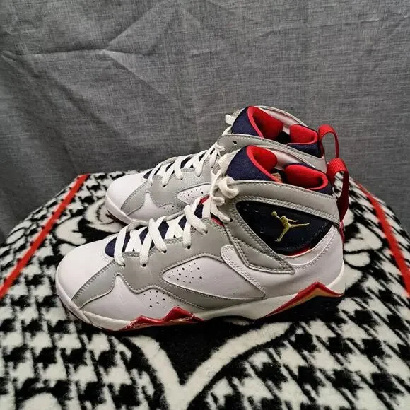 %Nike Air Jordan 7 Retro Sneakers Youth Size 6.5 Y / AJ17