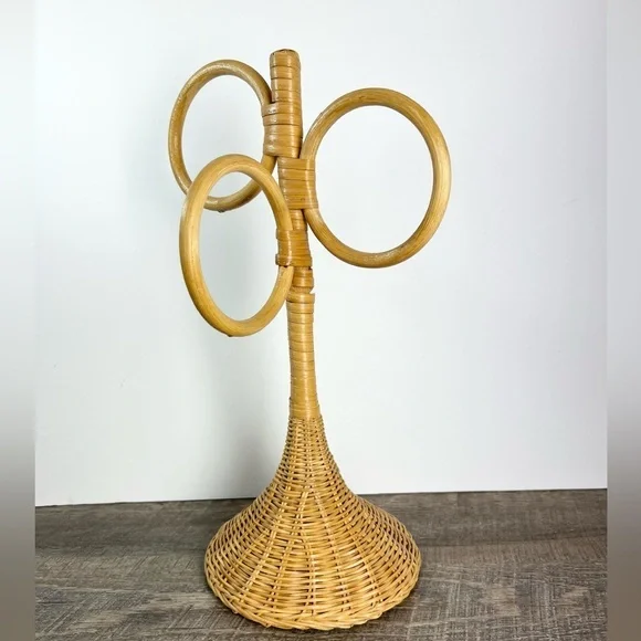 Vintage Wicker‎ 3 Towel Holder bathroom counter Boho basket retro vanity