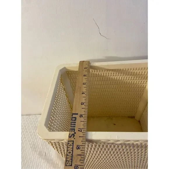 Faux‎ wicker bathroom trash can cream color 10x7x12