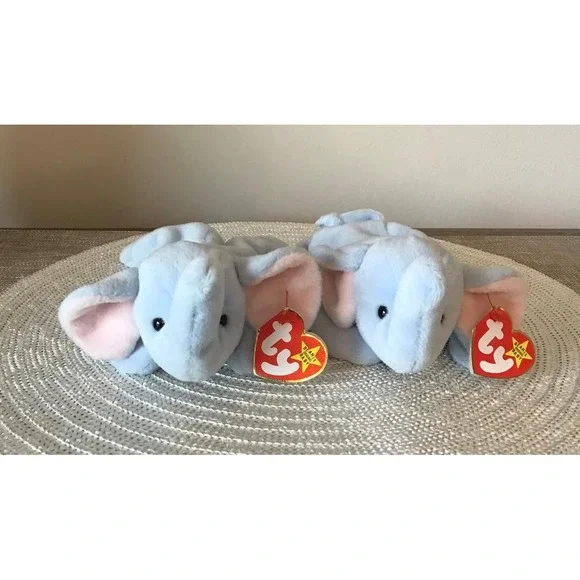 Ty Beanie Babies 2 Peanut the Elephant Light Blue Plush Vintage 1995 Collectible