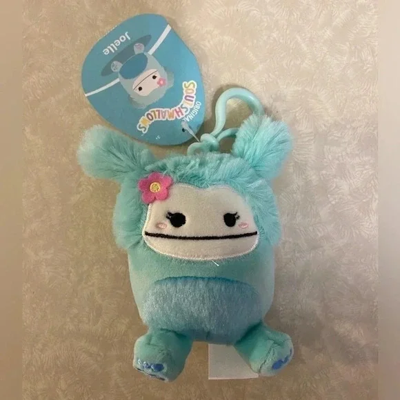 NWT Squishmallow Joelle the Bigfoot Backpack Clip Charm‎ 3