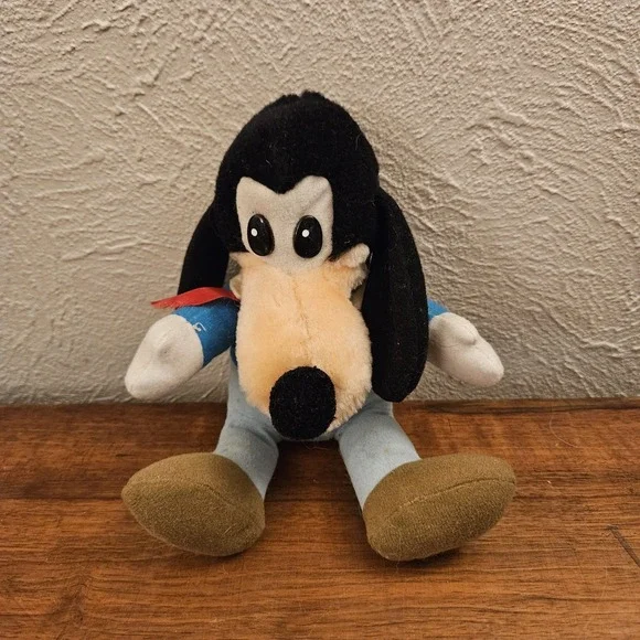Vintage Disney Mickey's Christmas Carol Goofy Plush Stuffed Animal Toy Blue