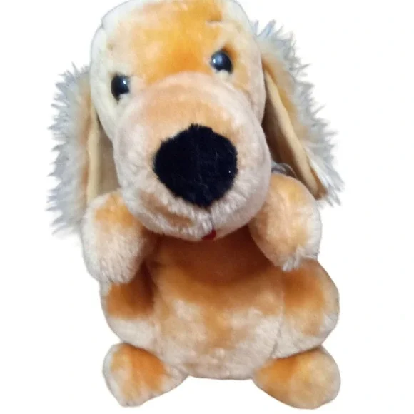 Vintage Dankin tan Crocker Spaniel plush 1979 Crocker bank