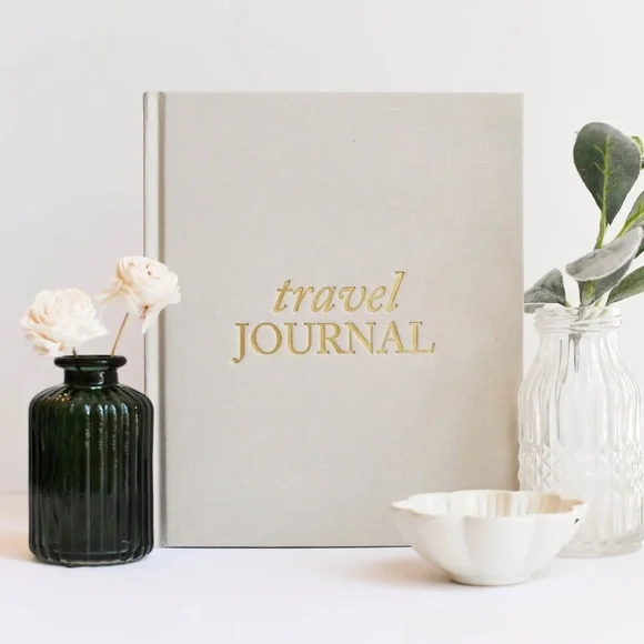 Duncan and Stone Linen Travel Journal: Gold Foil Adventure Book, Photo Album