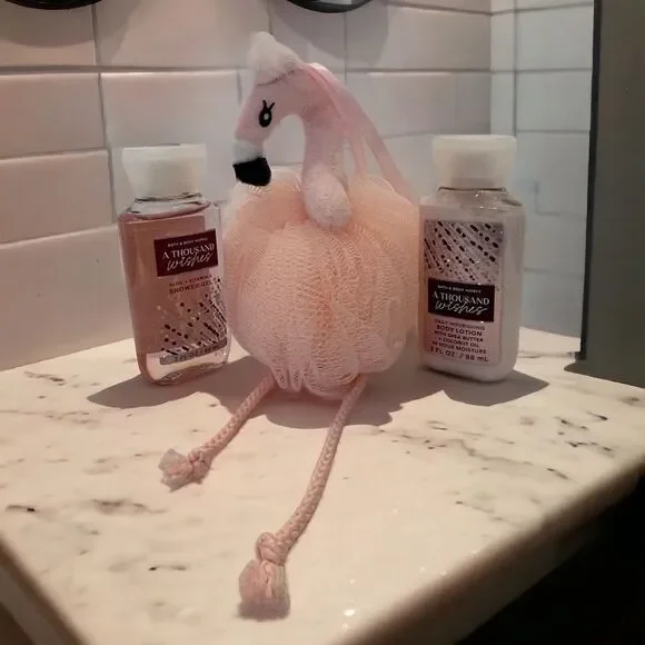‎FLAMINGO BATH SET