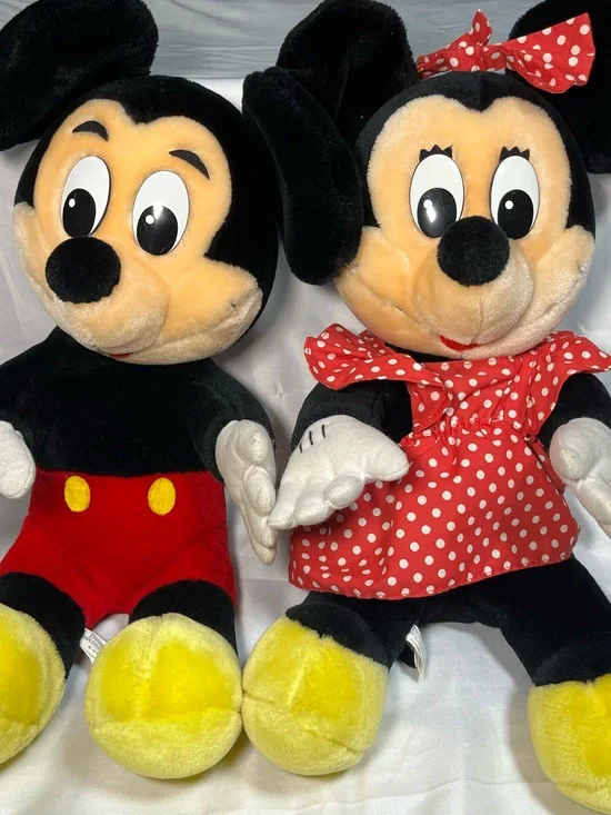 Vintage 1980s Disneyland Disney World Mickey Minnie Mouse Plush Lot 17”