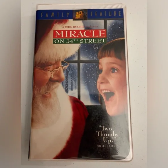 Miracle on 34th Street Christmas VHS Movie