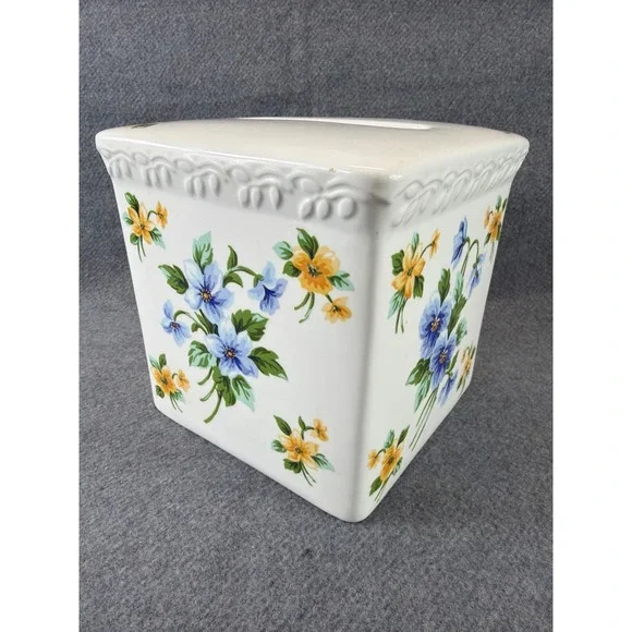 Liz Claiborne Just Picked Tissue Box‎ Cover White Blue Yellow Floral Ceramic VTG